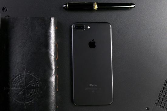 iPhone：买苹果手机不可盲目，这三款入手价值不高，我劝你别入坑了！