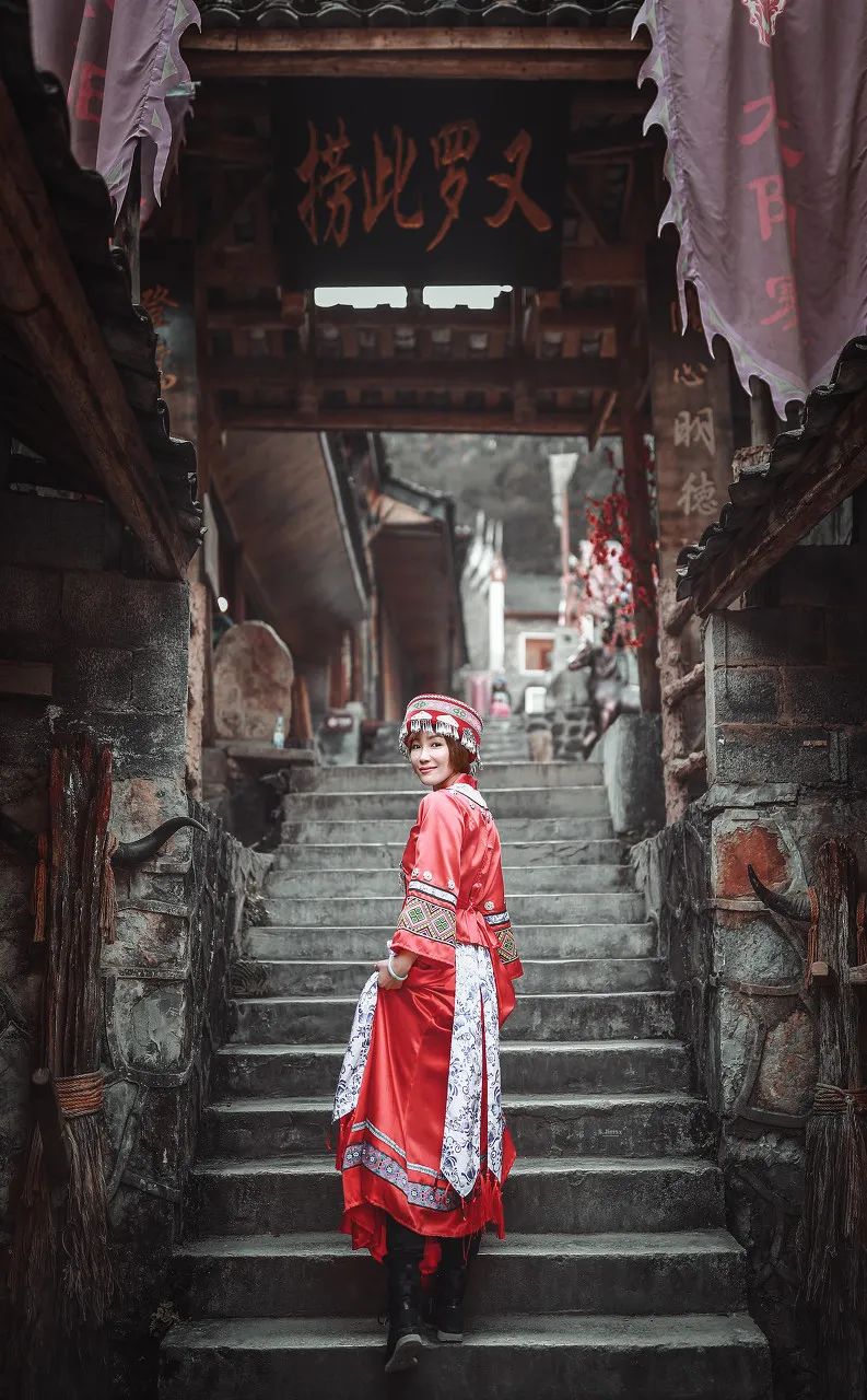 石林|中国又一“仙境天路”横空出世！左手天堂右手地狱，一路景点门票全免！