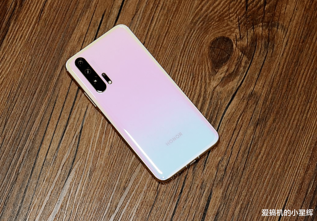 华为荣耀|顶级华为彻底跌至“退场价”,麒麟980+8+128GB仅1899,网友纠结了