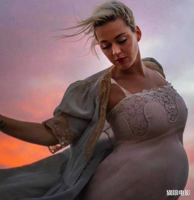 凯蒂·佩里|35岁女星将临盆，自曝曾向老公前妻取经：她生了3个儿子经验丰富