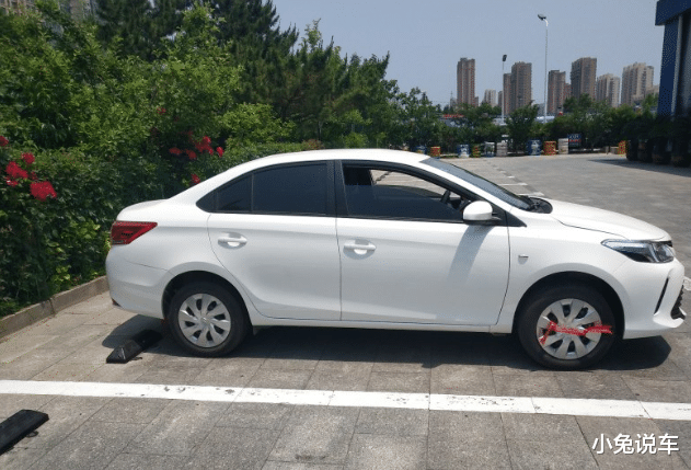 大众汽车|比朗逸还便宜，还是丰田品质，小毛病甚少，油耗才4.9升