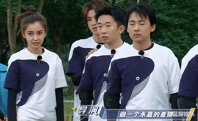 奔跑吧兄弟|Baby首次在跑男中卸妆！当导演关掉10级滤镜后，网友：这谁敢信？