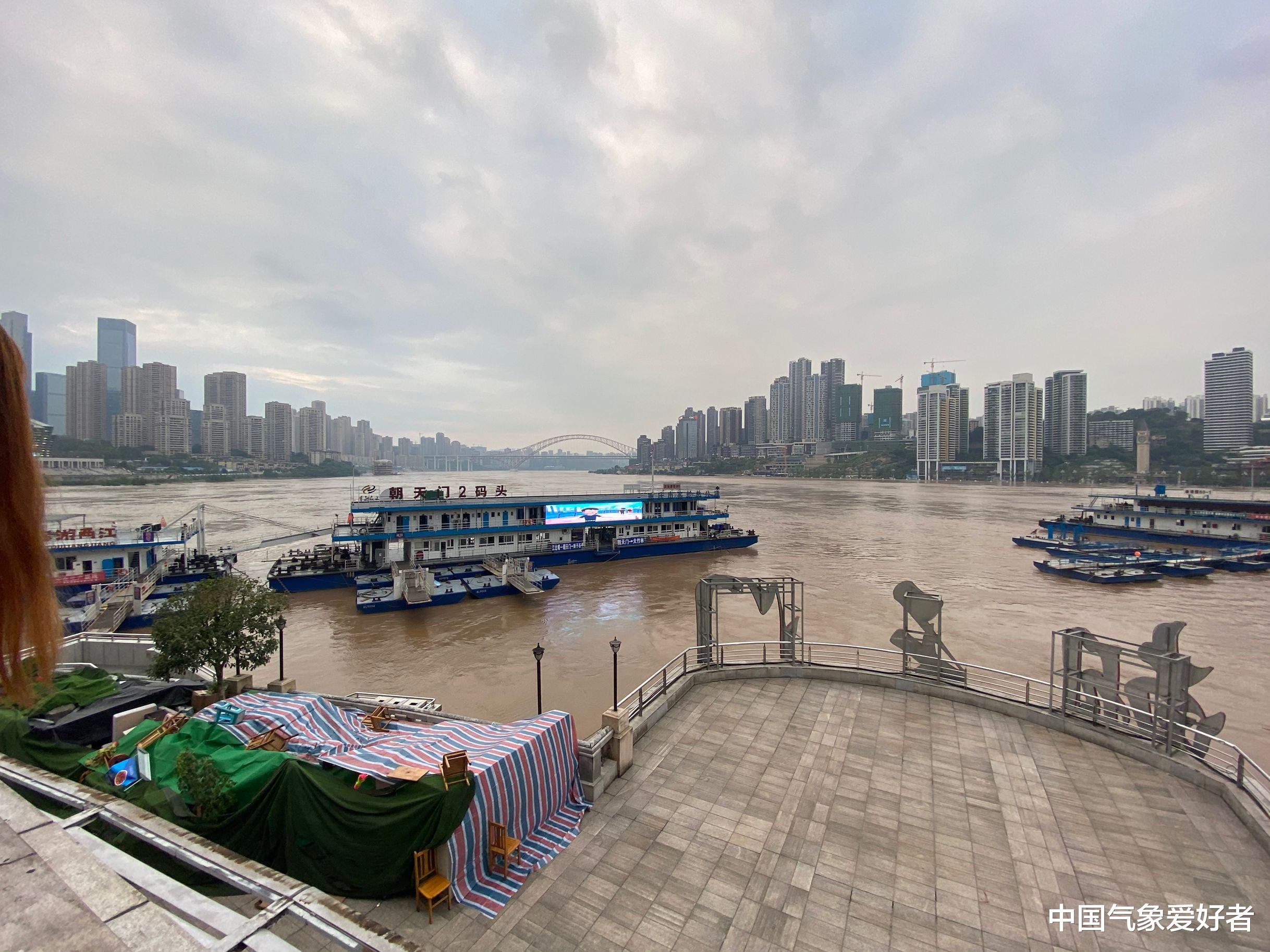 中国气象爱好者|115年来最高！重庆安然度过创纪录洪水，分析：三峡等工程立功了