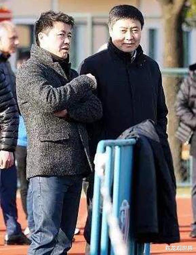 「上海申花」大连人飞翼被周军成功挖脚！将在蓝白对抗赛出场 申花隐形官宣3将