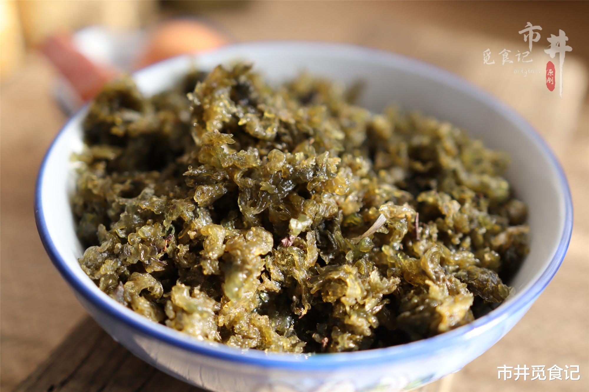 野菜|下雨后才冒出来的野菜,有人专门去捡,晒干后1斤能卖200元