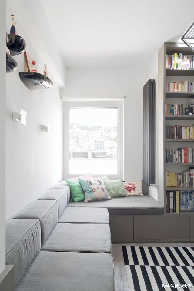 |客厅还能这样打柜子？45cm高，靠墙走一圈，省下沙发和电视柜