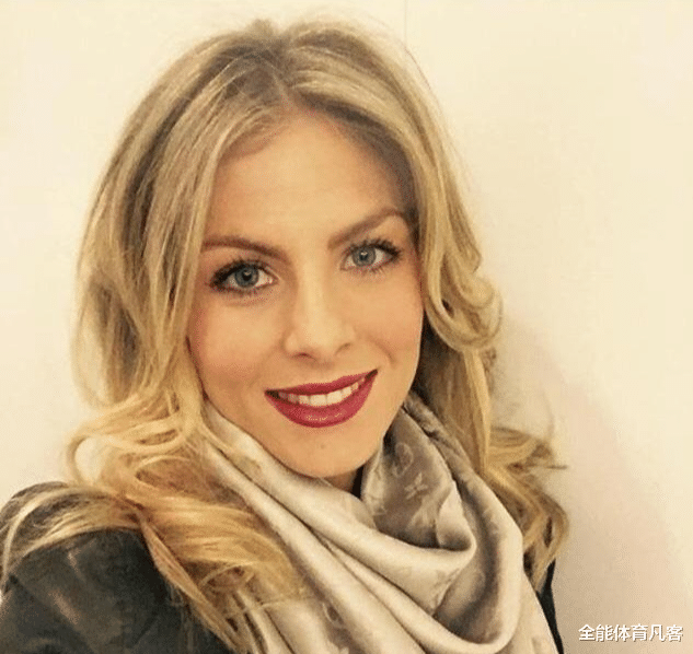 电影|法国足球巨星最美娇妻？颜值出众的学霸女神，她到底有多美？