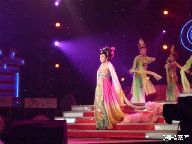 『李玉刚』装了14年的李玉刚“说崩就崩”