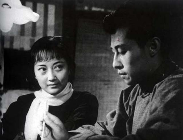 『王晓棠』1958年，王心刚和王晓棠两位传奇人物的故事，开始于八一制片厂