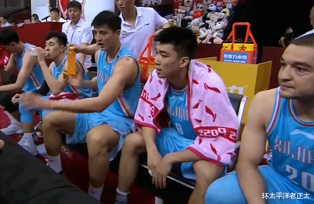 新疆男篮■CBA冠军恐提前大结局！广东男篮头号劲敌差点崩盘，7分钟1分没得，末节惊险大逆转