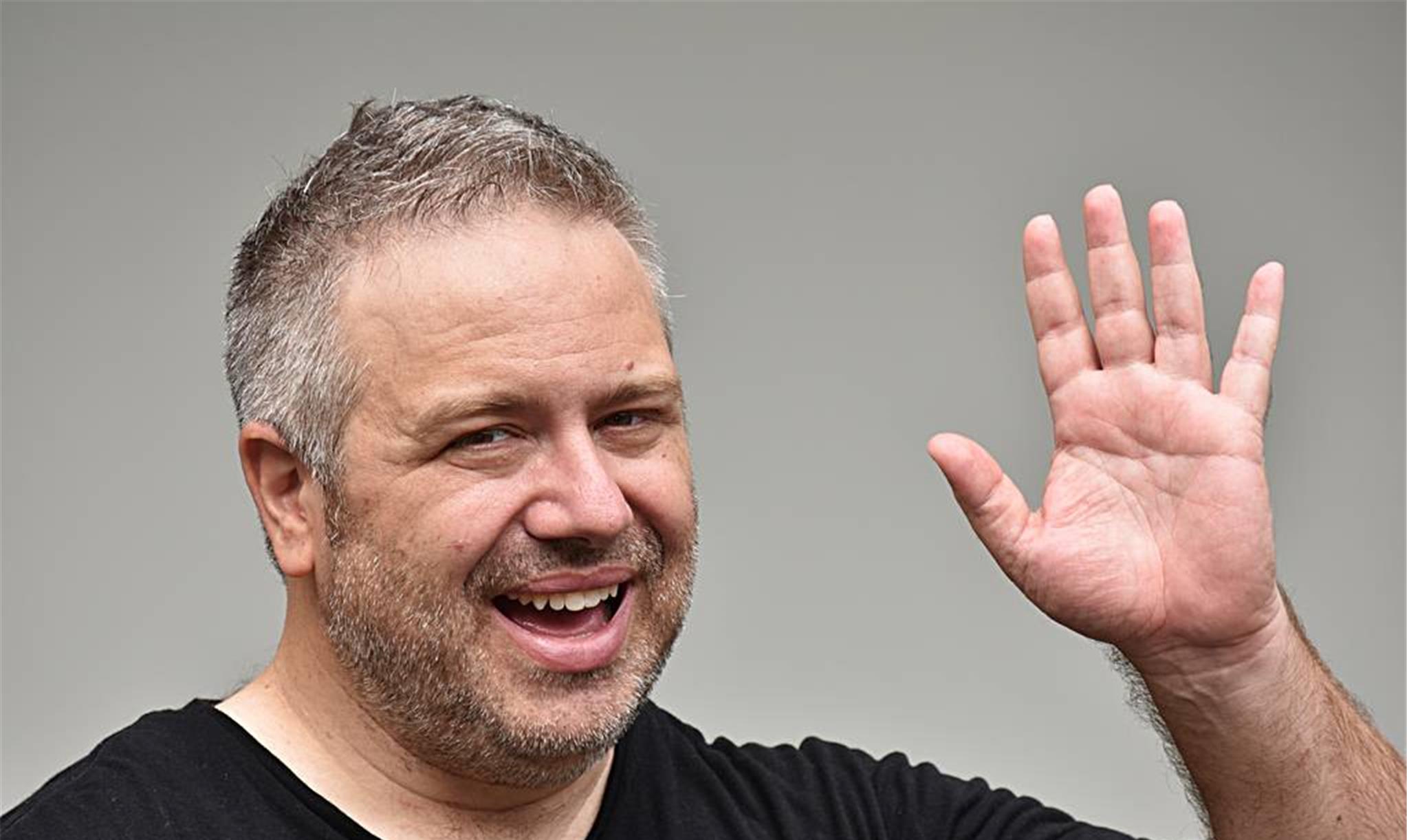 衰老|男性衰老标志：2处会变大，2处会缩小，若没有，恭喜男人魅力十足