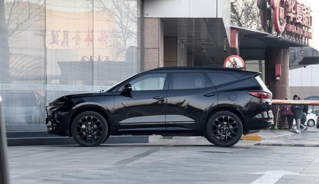 [丰田汉兰达]汉兰达迎来强敌，车长5米宽近2米，搭2.0T+9AT，月底上市