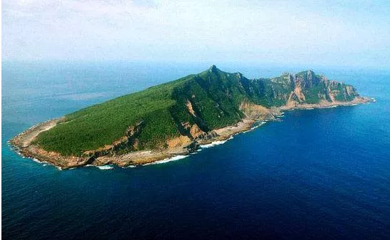 利比亚|美澳联合军舰靠近南沙，解放军果断出击拦截 ，绝不让外敌前进一步！