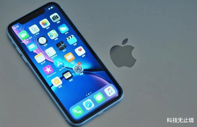 苹果|从6499跌至3688,最便宜苹果全面屏手机诞生,库克大清仓!