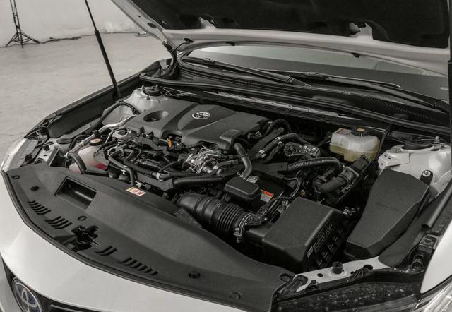 「丰田凯美瑞」丰田凯美瑞选择2.0G豪华还是2.5G豪华？