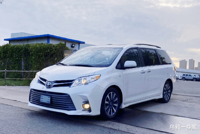 丰田埃尔法|丰田又一重磅MPV，比别克GL8帅气，49万，不买埃尔法就选它！