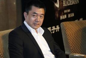 董勇|因喝酒吃肉穷到剩10元, 后靠\香妃\刘丹养一个多月的董勇, 今怎样了