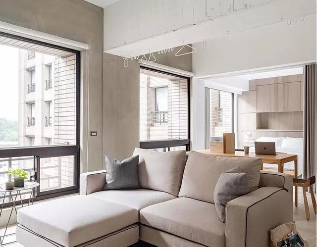 56㎡小户型把客餐厅做全开放，一个人住也舒服自在。