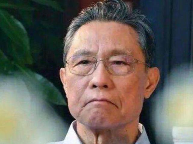 『』开学13天以后，又再此的被迫停课，为何钟南山还要坚持开学？