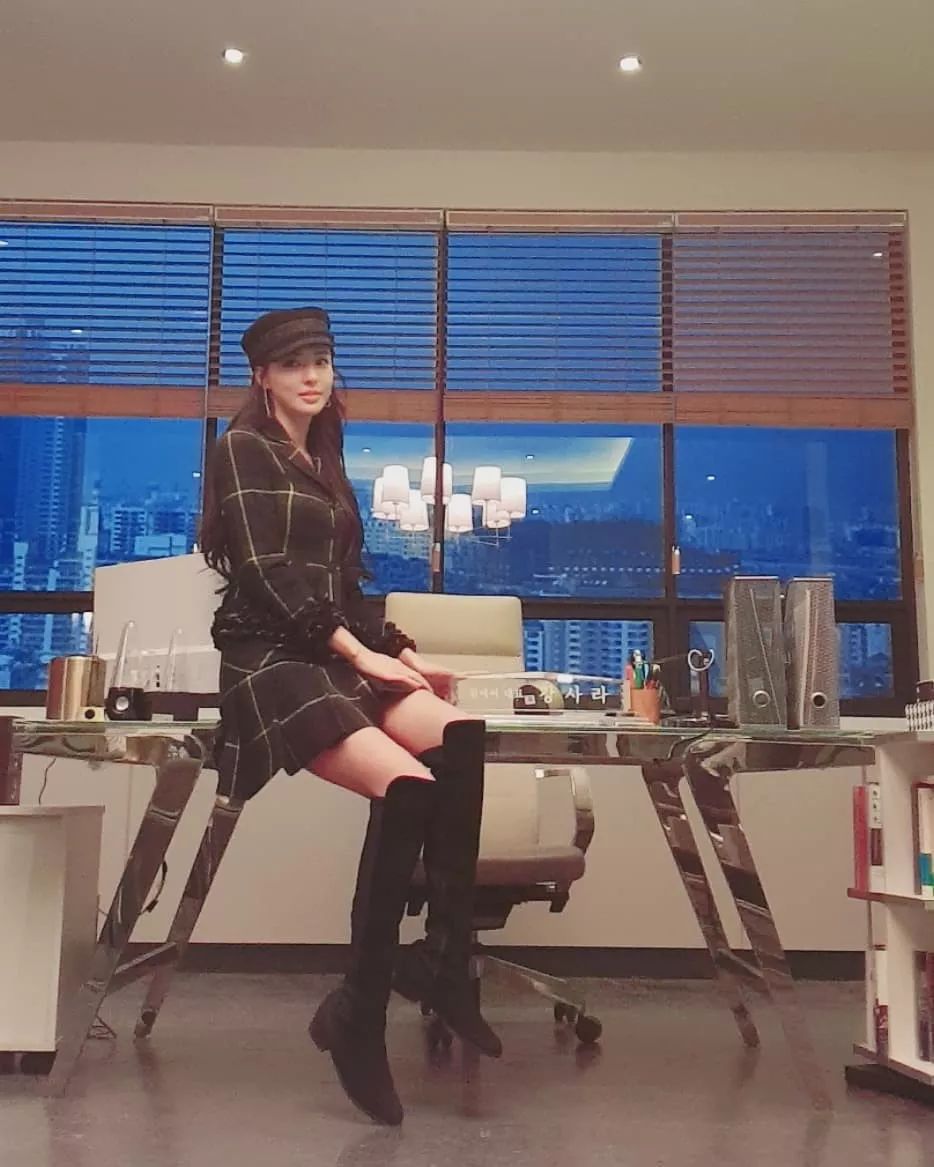 35岁李多喜无ps身材照暴击,难怪韩国男人都为她疯狂