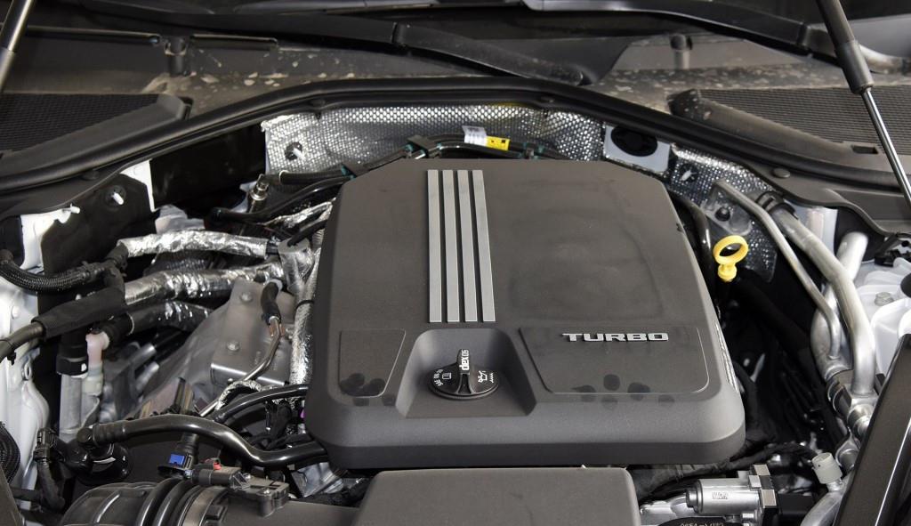 「奔驰」买奔驰宝马大多为了面子，但选择这四款车，多半是懂车的成功人士