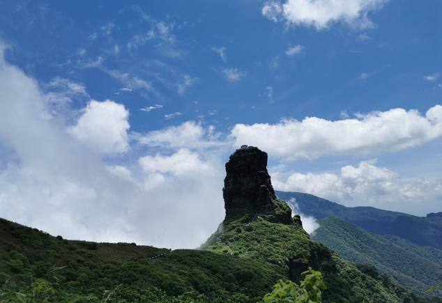 『梵净山』爆火的梵净山星空为何没游客亲眼见到？难道人间仙境凡人不可登？