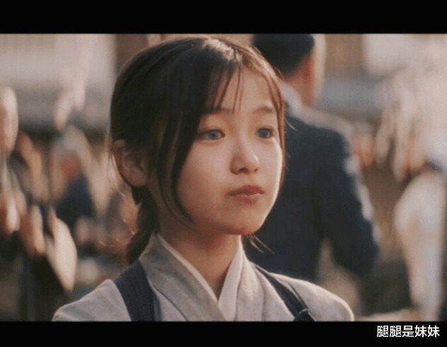 「电影」被千万人表白“我等你长大”，如今她27岁长成这样，谁还说等？