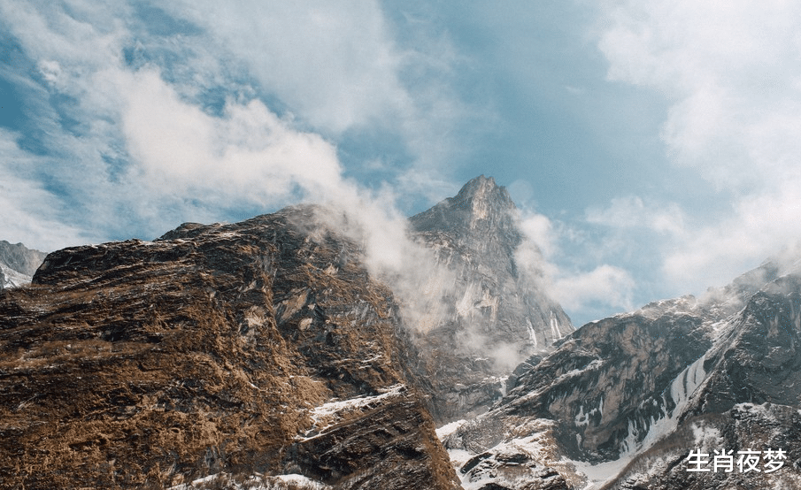 天蝎座|11月一到，开口笑！3属相桃花了不得，事业突飞猛进，走狗屎运