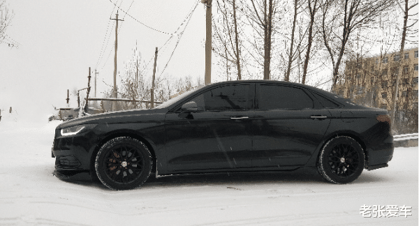 福特金牛座|高速比奥迪A6L还稳，?车长5米标配8AT，如今跌到20万，买啥凯美瑞