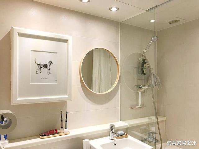 「」丁克夫妻的60㎡小家，一室一厅一个阳台当花园，极简日式一尘不染