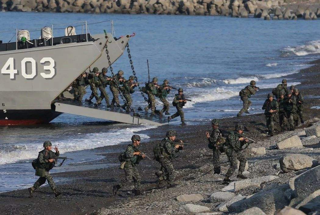 #军事演习#全球局势丨解放军大规模军演，情况与50年前不同，金灿荣预言成真