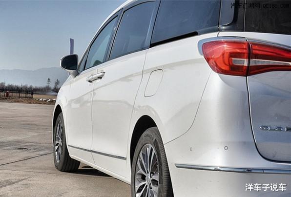 别克GL8|这车因“纸糊车”名号，被多个国家禁售，却在我国刷新销量！