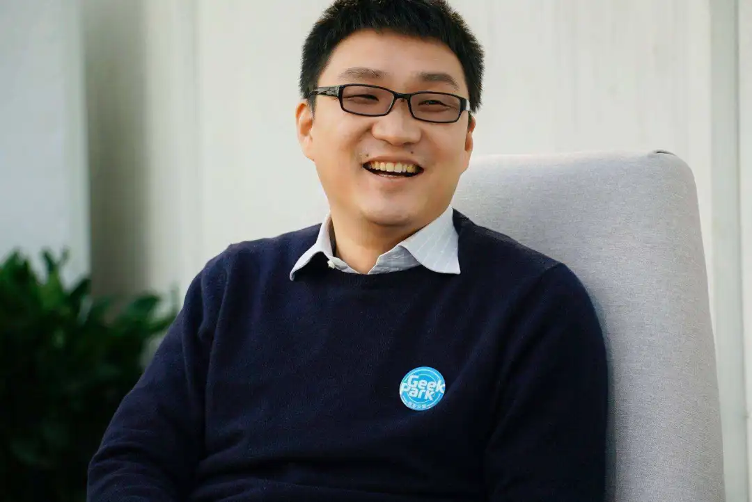 #黄峥#身家超越马云后！中国80后富豪又做了一个大胆决定！！