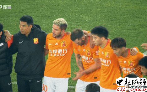 李铁|李铁今晚可以睡个好觉了:武汉4名现役国脚惊险躲过降级噩梦!