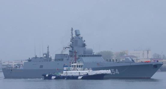 『越南』南部海域再起冲突，越南急眼了，4000吨海警船正面撞上护卫舰