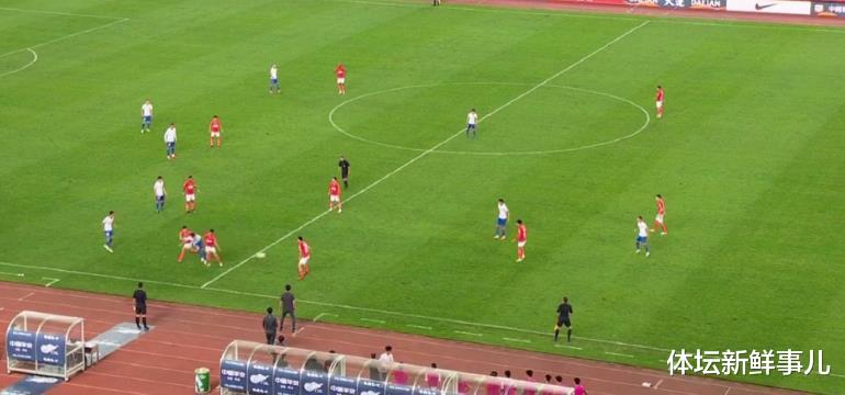 山东鲁能|耻辱惨败之后，卡纳瓦罗送了鲁能19个字，李霄鹏感言让人意外