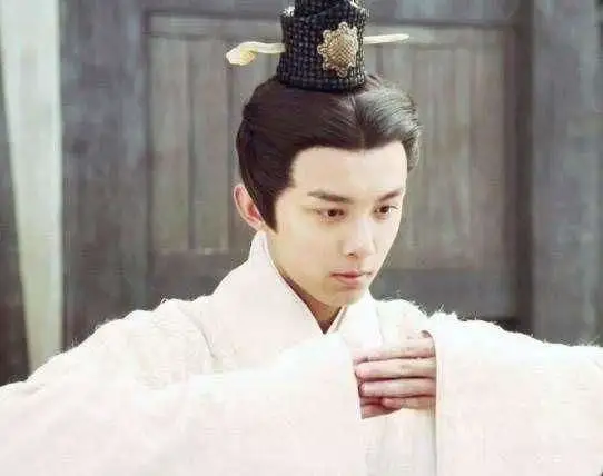 白冰▲《三生三世白暮泪》将开拍!演员阵容 ,粉丝:熬夜也要追