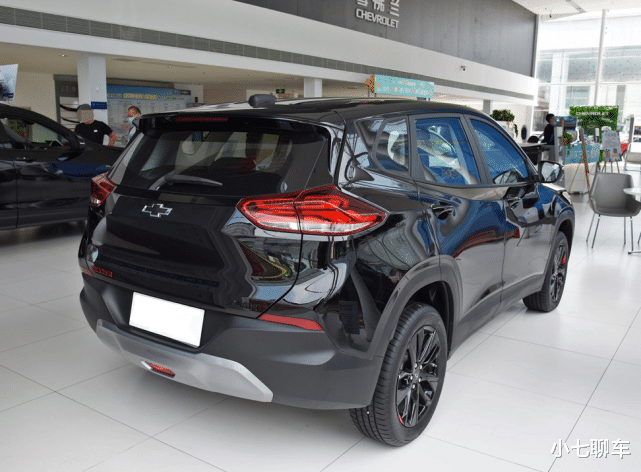 雪佛兰Trax|专为年轻人打造的“黑武士”,配大尺寸全景天窗,油耗5.1L,9.99万起