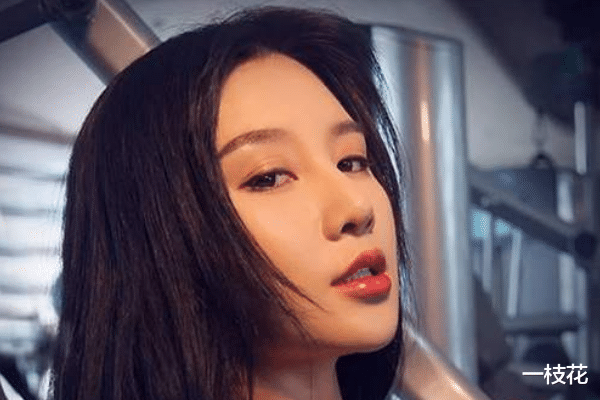 娱乐圈|樊玲推出过单曲演唱，出演过影视作品，而且还担任传媒公司的职务