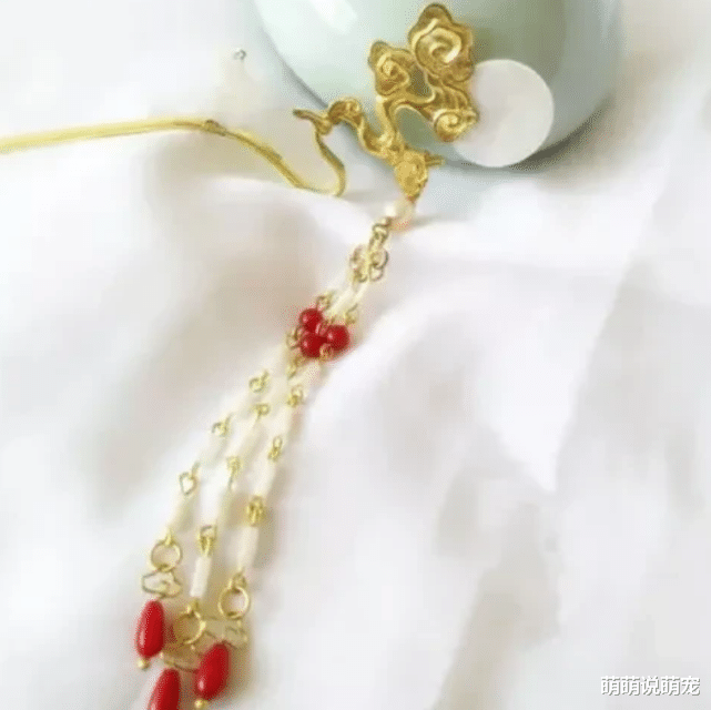 「」心理测试:面见皇上,你会选择戴哪个簪子?测你是皇上的哪位妃子!