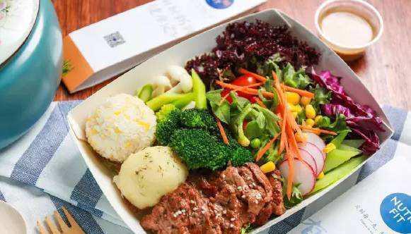 【苹果】夏天，46岁姑姑把他们当主食，半年下来人显年轻，腰也细了