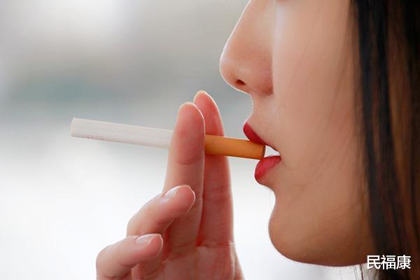 「尼古丁」一天抽半包烟,算多吗?一天最多抽多少烟?戒不了烟,也该控制下