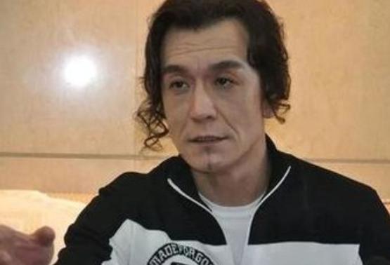 李咏|18年,做完最后一次化疗,李咏拉着哈文的手:别把我的遗体运回国