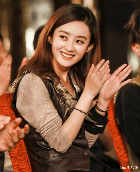 #奔跑吧兄弟#《跑男8》下期不再低调，节目组可谓是挖空心思，竟邀请了她