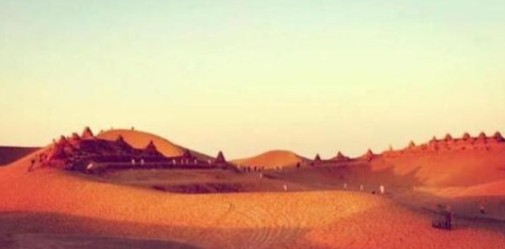 「火星」火星上出现“柏油马路”,真的是火星文明留下的吗?