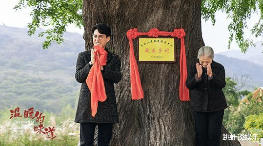 靳东■靳东跟李乃文又双叒合作了,看到女主后觉得收视率应该稳了