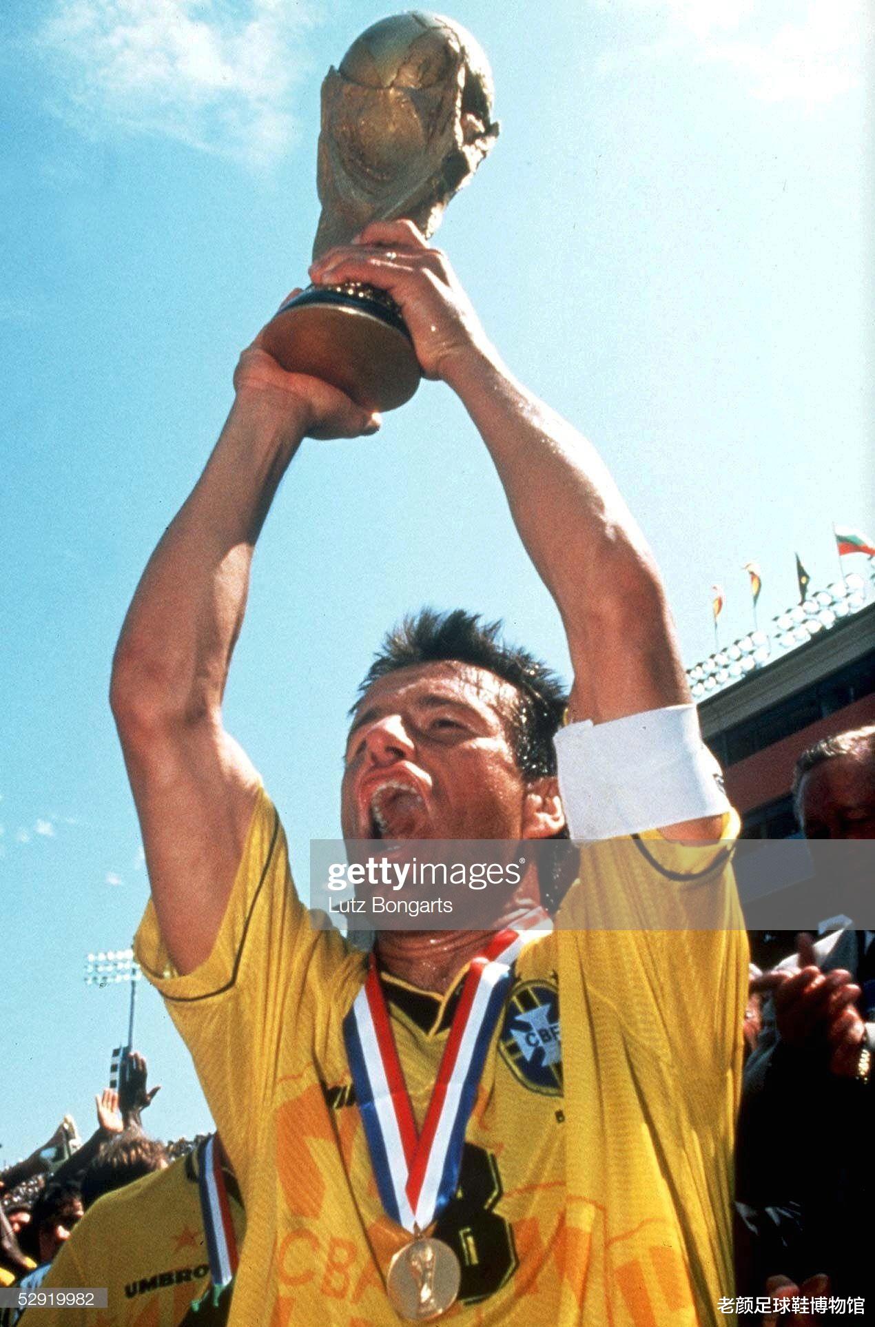 巴西队|排挤战神巴蒂斯图塔被清洗，踢最丑陋足球的巴西队长带队获得世界杯