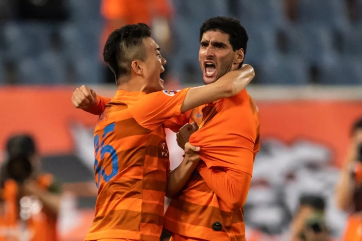 李霄鹏|格德斯发文有深意，小情绪明显，连战恒大李霄鹏恐落信任最低谷