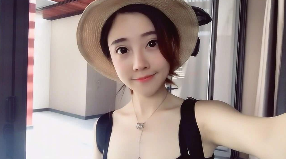 「冯提莫」冯提莫新歌QQ音乐榜飙升！《Minimanimo》成“洗脑神曲”？手势舞太赞！