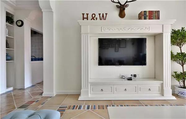 『』越来越多人纠结要不要装电视柜和餐边柜？这么装你肯定不会后悔！